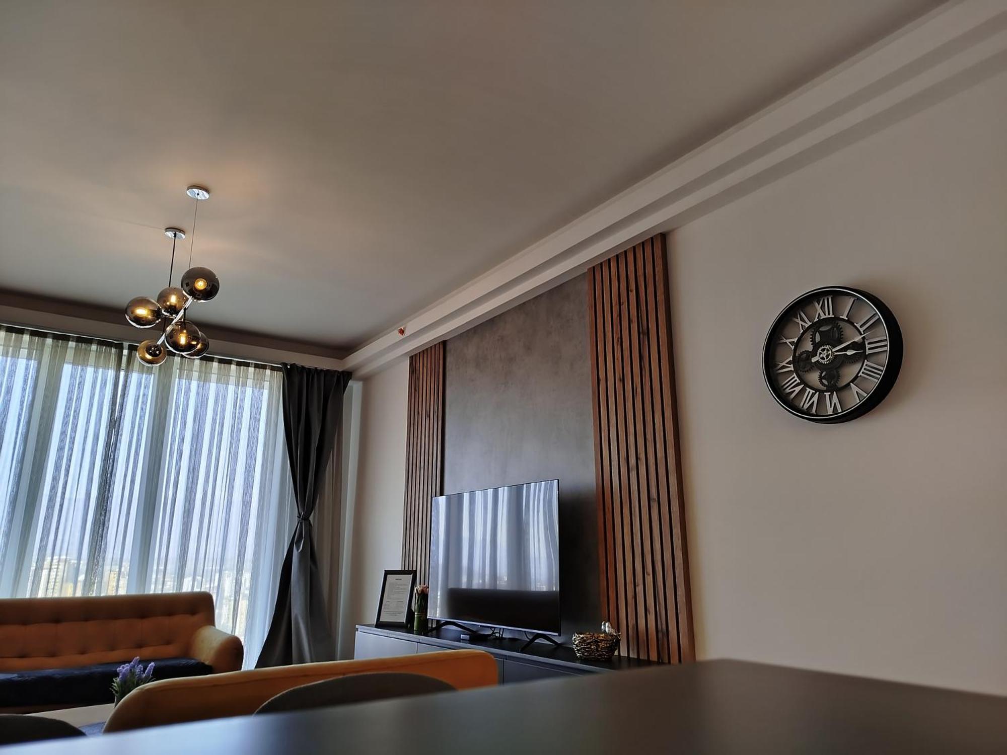 19Th & 18Th Floor Secure Apartments With Pool & Fitness & Parking Included In Price Skopje Exterior foto